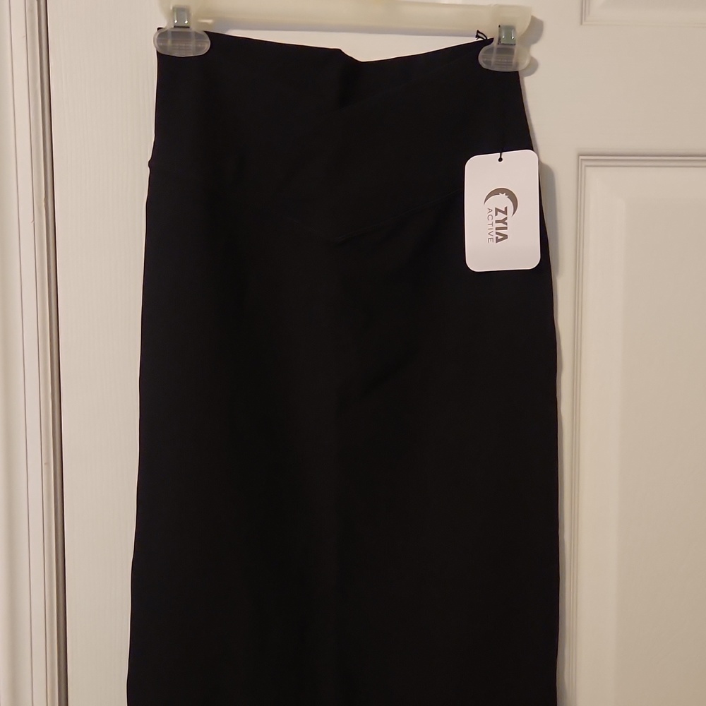 Zyia black pencil skirt Medium